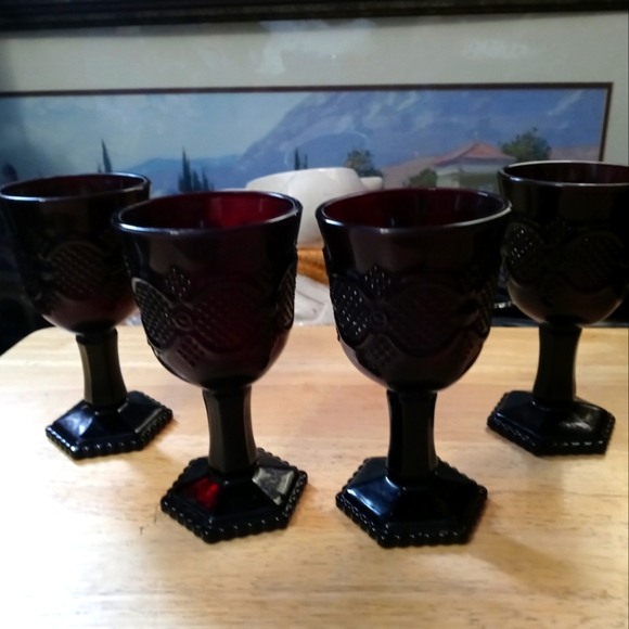 Other - 🏫 4 AVON 1876 CAPE COD GLASS🍹🏤